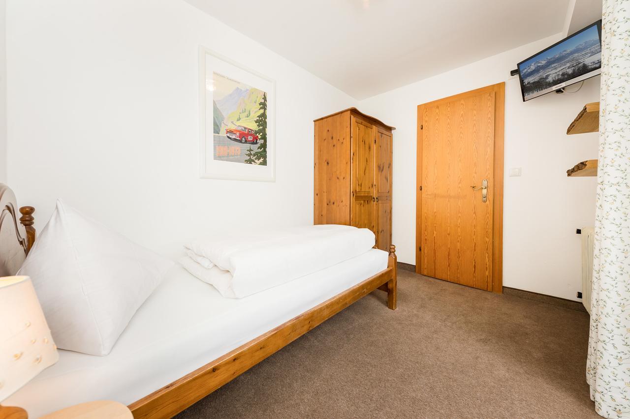 Pension Enzian Saalbach-Hinterglemm Exteriör bild