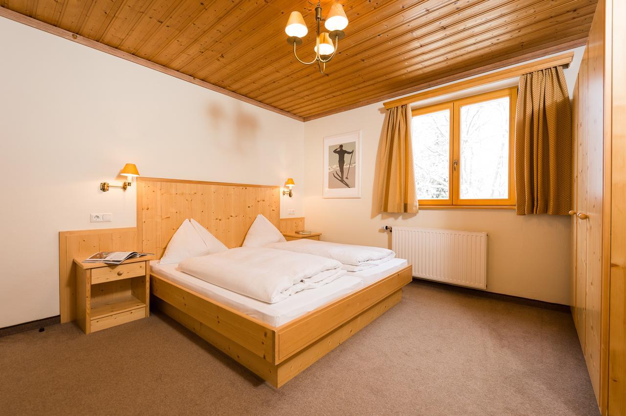 Pension Enzian Saalbach-Hinterglemm Exteriör bild