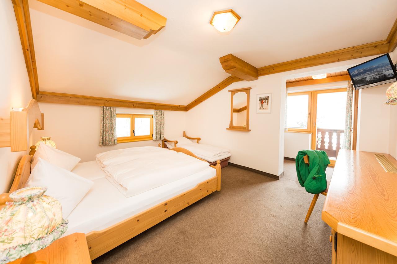 Pension Enzian Saalbach-Hinterglemm Exteriör bild
