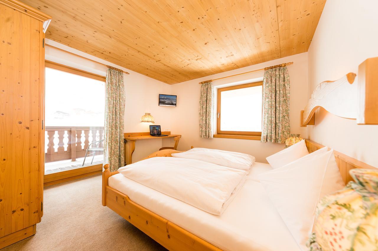 Pension Enzian Saalbach-Hinterglemm Exteriör bild